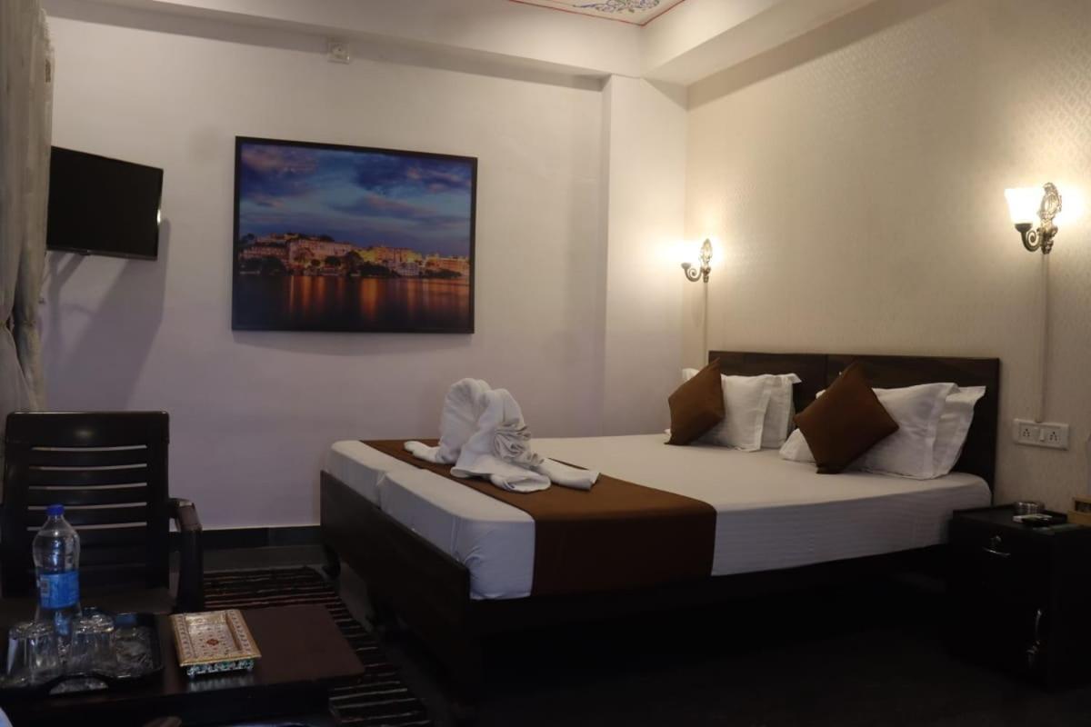 Hotel Shiv Palace Udaipur Exterior foto
