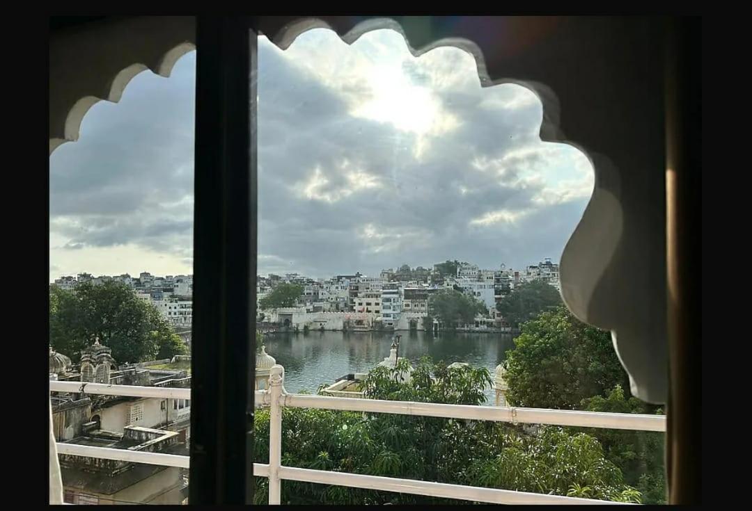Hotel Shiv Palace Udaipur Exterior foto