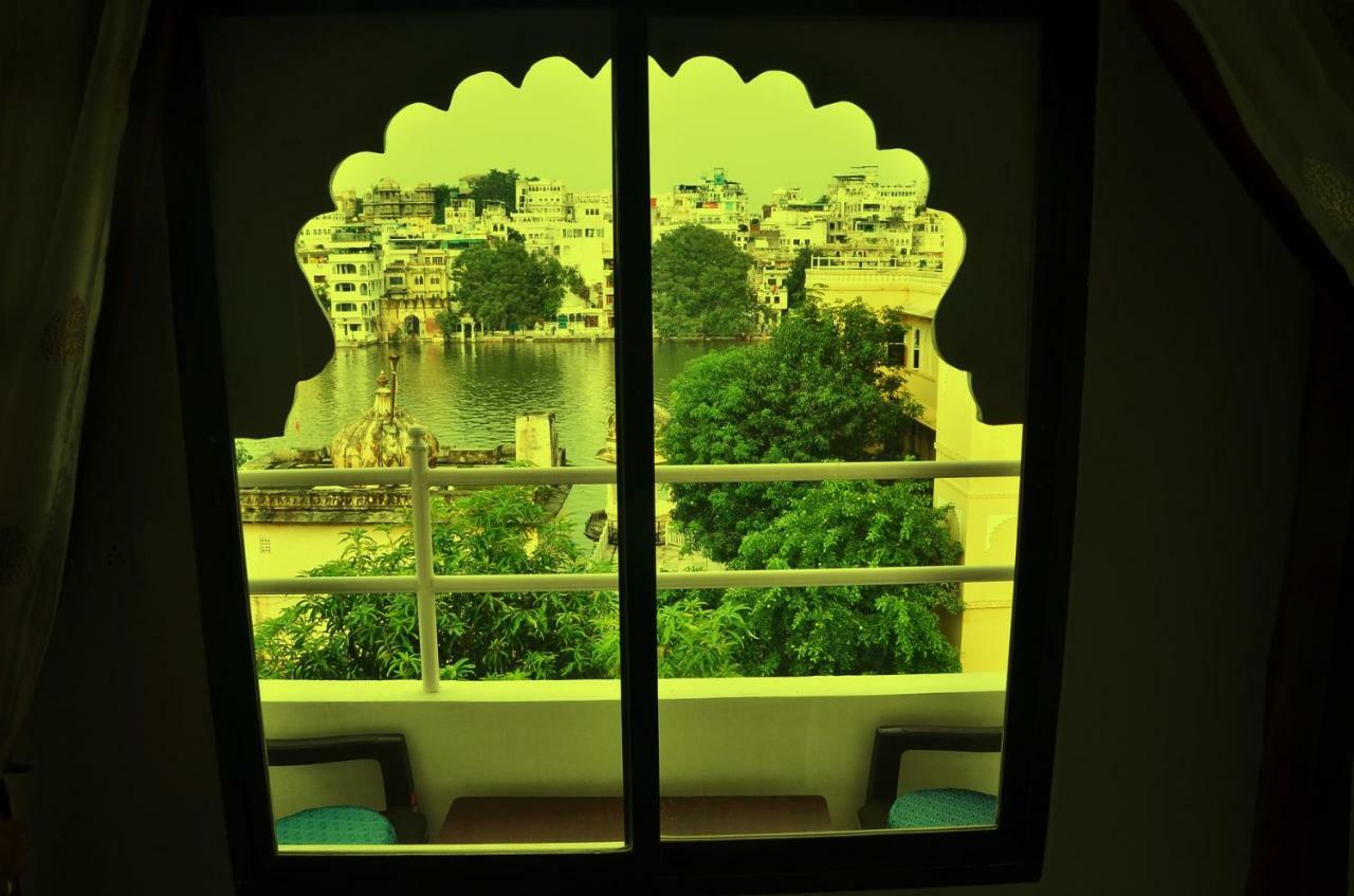 Hotel Shiv Palace Udaipur Exterior foto